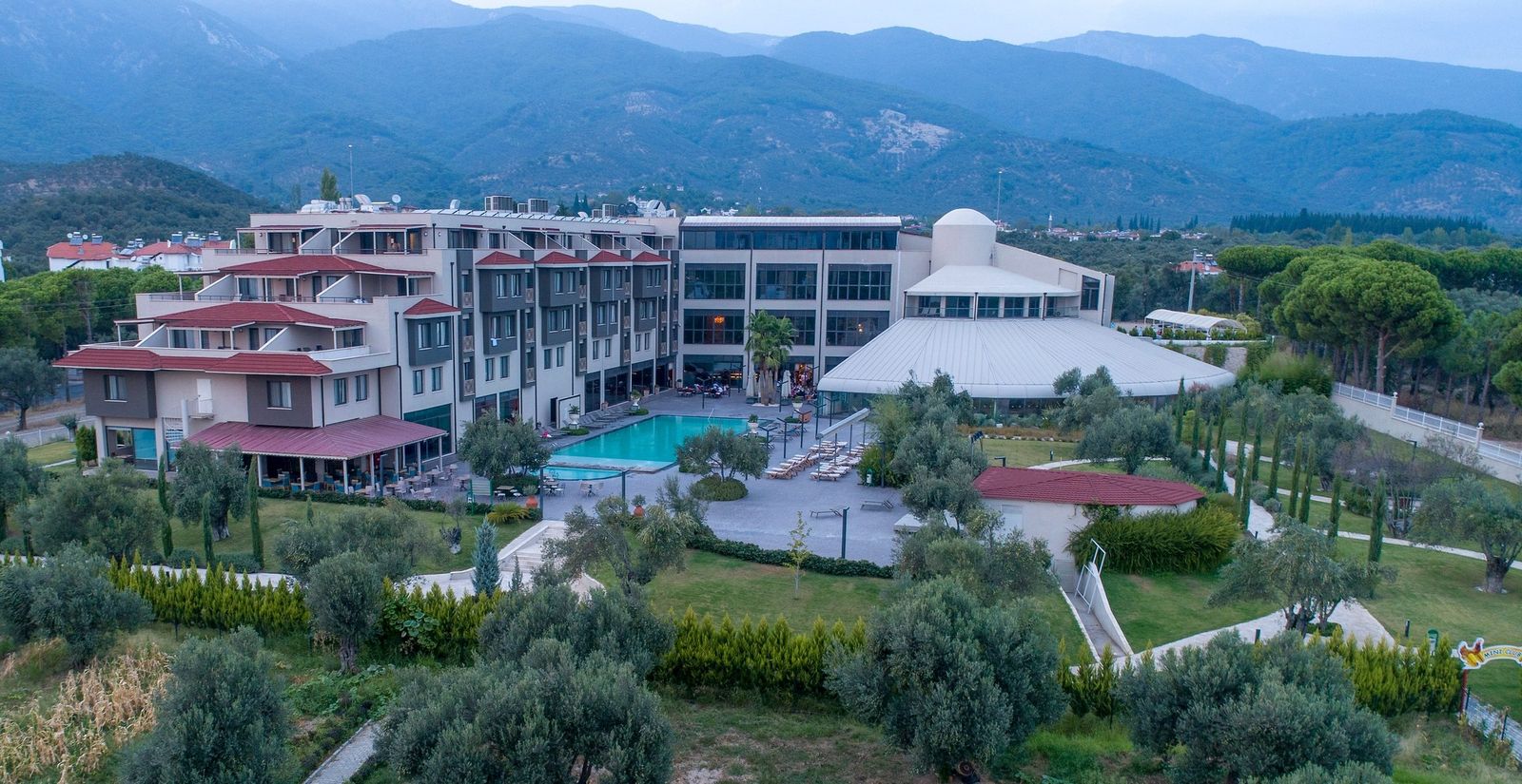 Ramada Resort Kazdaglari Thermal & Spa – görsel 1: Genel Görünüm