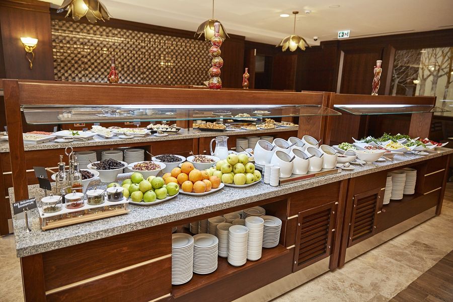 Ramada Resort Kazdaglari Thermal & Spa – görsel 3: Restoran