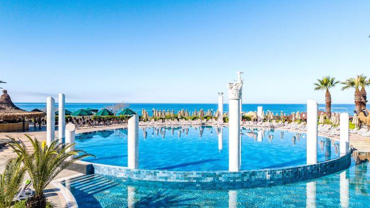 Starlight Resort Hotel
