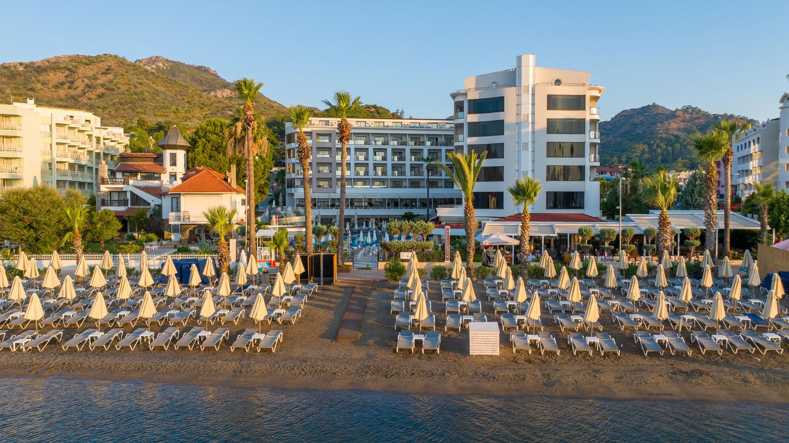 Golden Rock Beach – görsel 1: Genel Görünüm