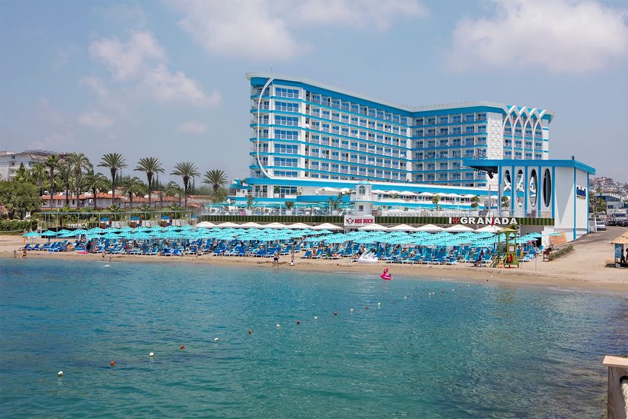 Granada Luxury Beach – görsel 2: Genel Görünüm