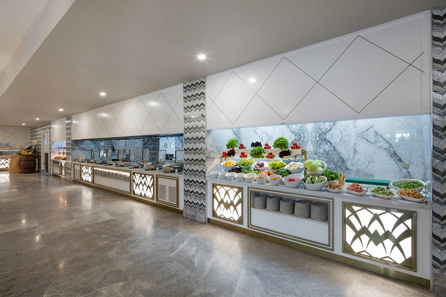 Granada Luxury Beach – görsel 6: Restoran
