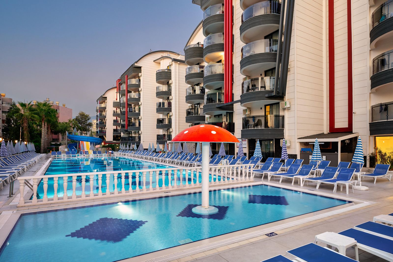 Grand Uysal Beach & Spa Hotel – görsel 1: Genel Görünüm