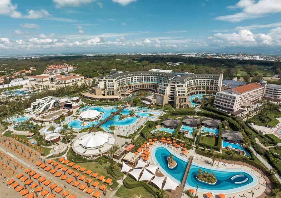 Kaya Palazzo Golf Resort – görsel 2: Genel Görünüm
