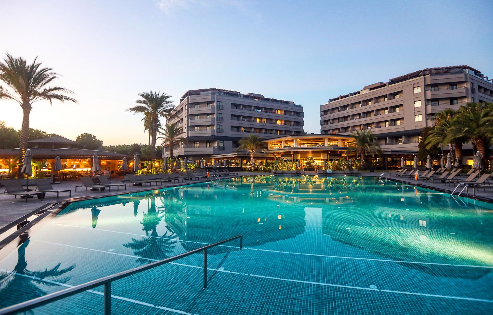 Miramare Beach Hotel – görsel 1: Genel Görünüm