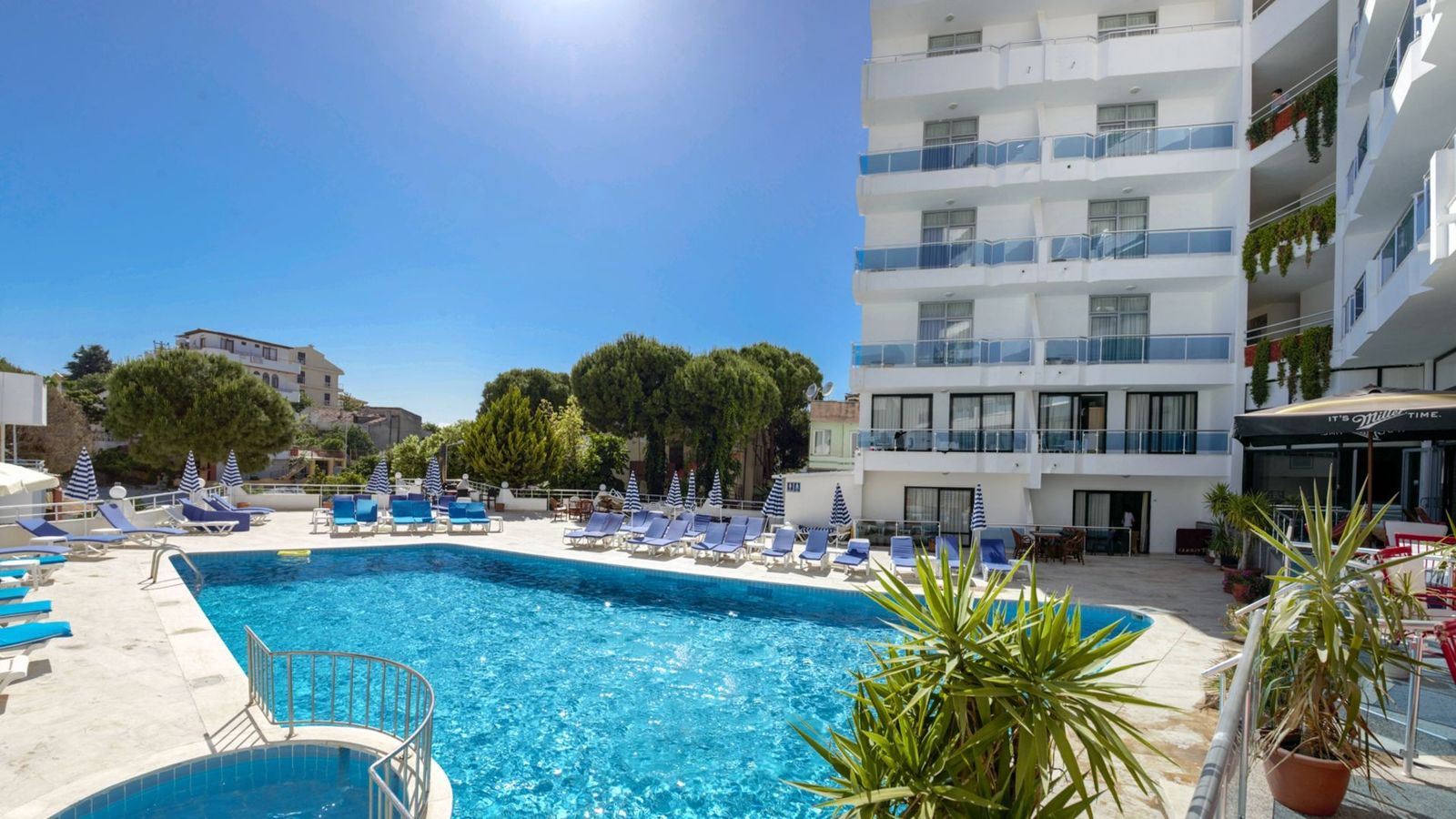 Ponz Hotel – görsel 1: Genel Görünüm