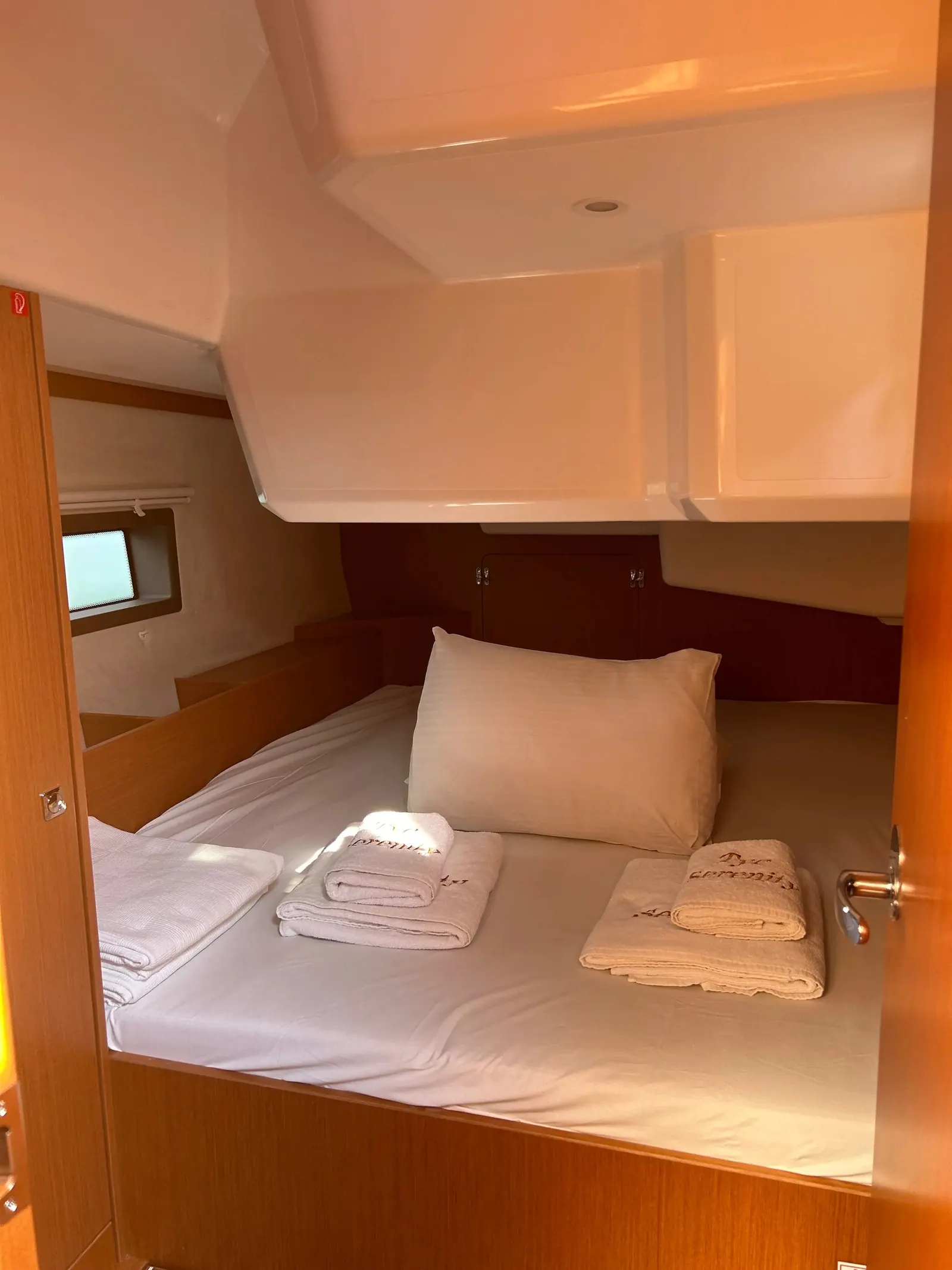 Bavaria C42 · Göcek · 2024 – fotoğraf 5