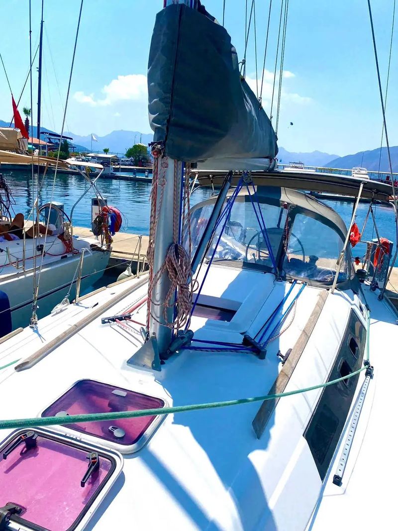 Yelkenli Oceanis 34 · Marmaris · 2010