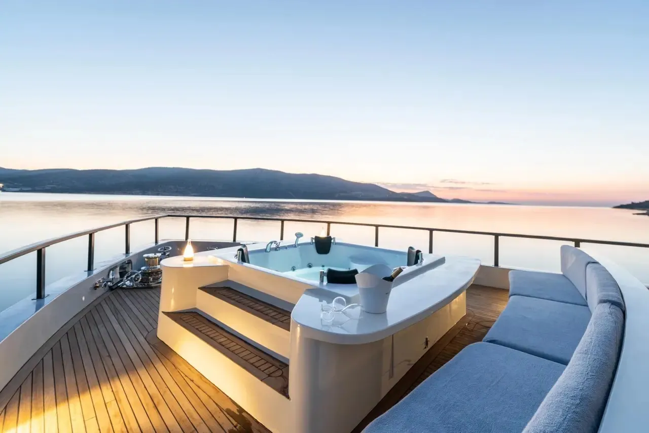 Özel yapım motoryat · Bodrum · 2023 – fotoğraf 3