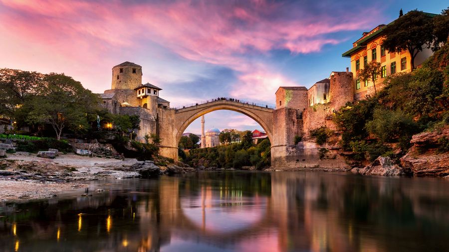 Büyük Balkanlar – İstanbul Hareketli (AJet) – Mostar