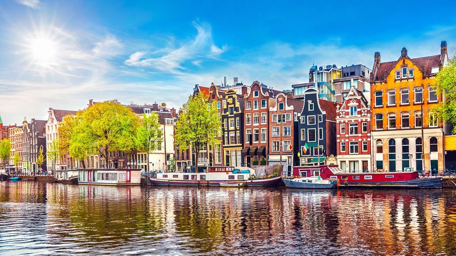 Grand Paris & Brüksel & Amsterdam (Pegasus) – Amsterdam
