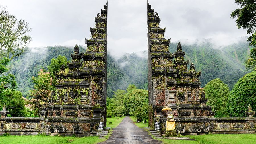 Maldivler & Singapur & Bali – Sömestir (THY) – Bali