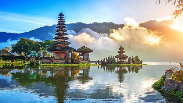 Maldivler & Singapur & Bali – Sömestir (THY)
